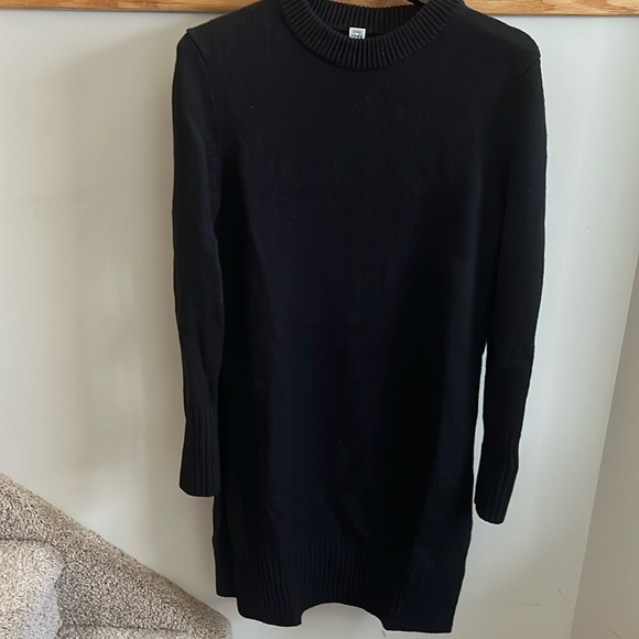 Toteme//Merino slit knit - Picture 3 of 11